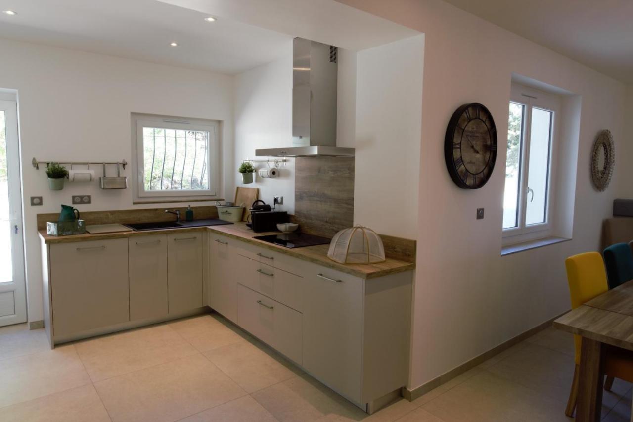 לורג La Bastide Blanche Magnifique Villa 5 Etoiles 5 Chambres Et Piscine Privee Sur 6500 M Var מראה חיצוני תמונה