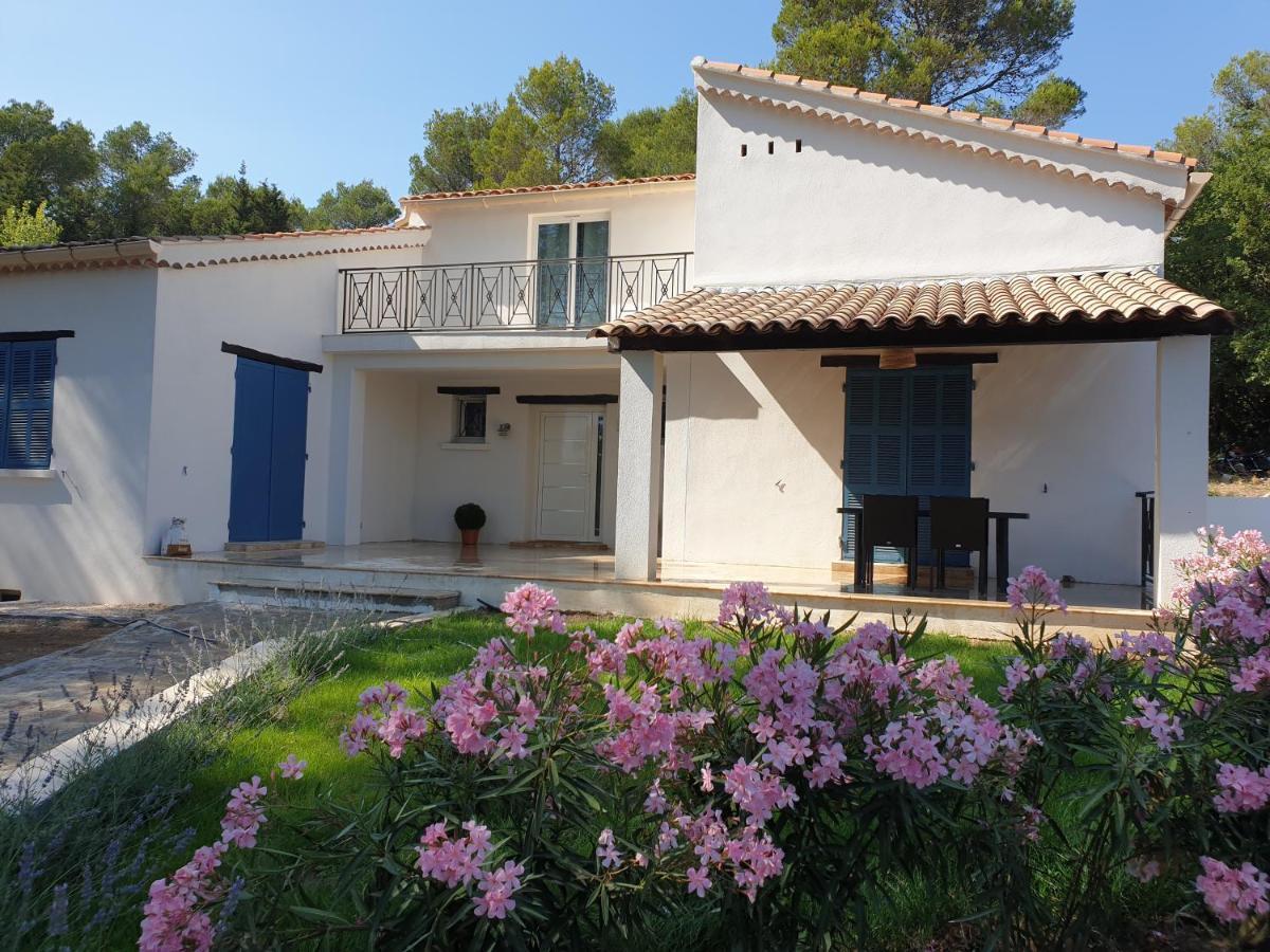 לורג La Bastide Blanche Magnifique Villa 5 Etoiles 5 Chambres Et Piscine Privee Sur 6500 M Var מראה חיצוני תמונה