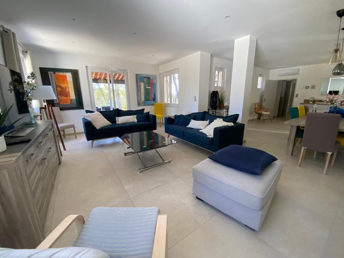 לורג La Bastide Blanche Magnifique Villa 5 Etoiles 5 Chambres Et Piscine Privee Sur 6500 M Var מראה חיצוני תמונה