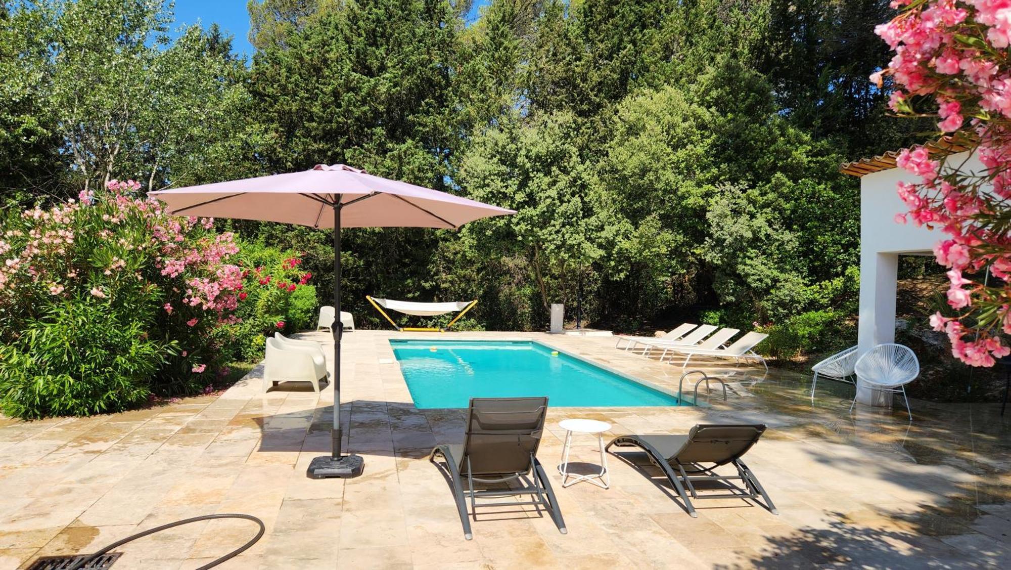 לורג La Bastide Blanche Magnifique Villa 5 Etoiles 5 Chambres Et Piscine Privee Sur 6500 M Var מראה חיצוני תמונה